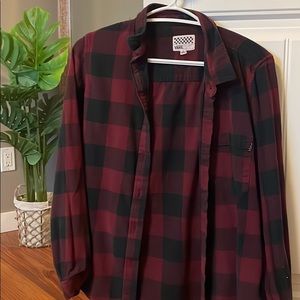 Vans plaid button up! Boyfriend fit